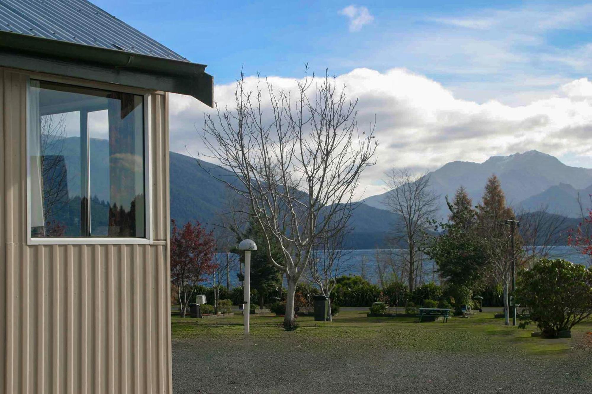 Te Anau Lakeview Holiday Park & Motels Exterior foto