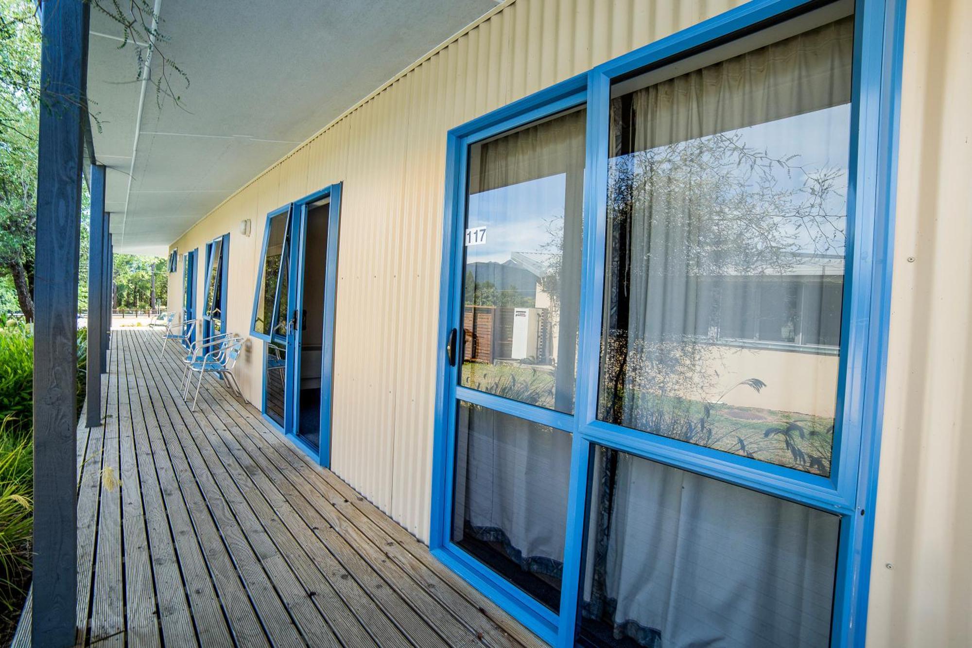 Te Anau Lakeview Holiday Park & Motels Exterior foto