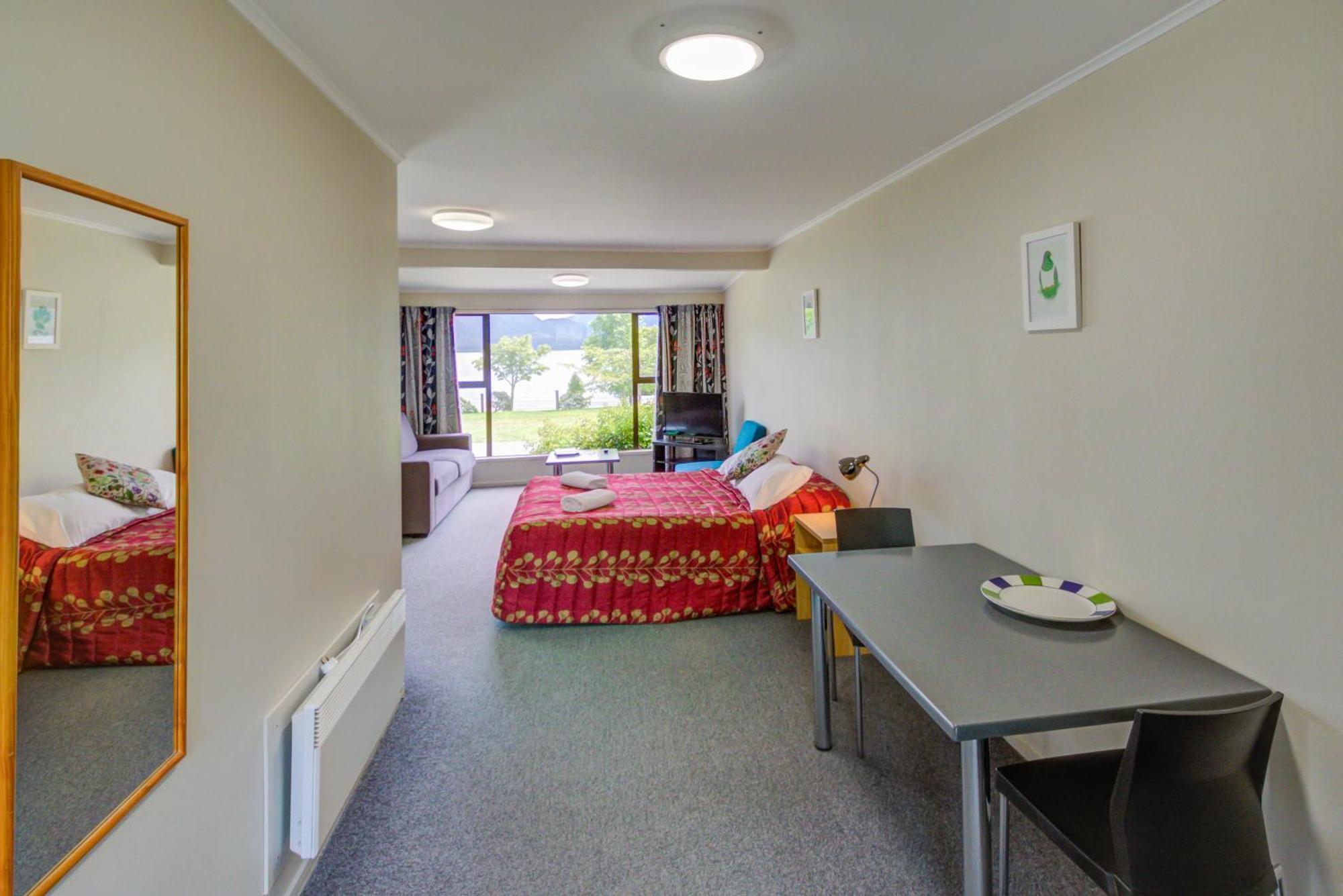 Te Anau Lakeview Holiday Park & Motels Exterior foto