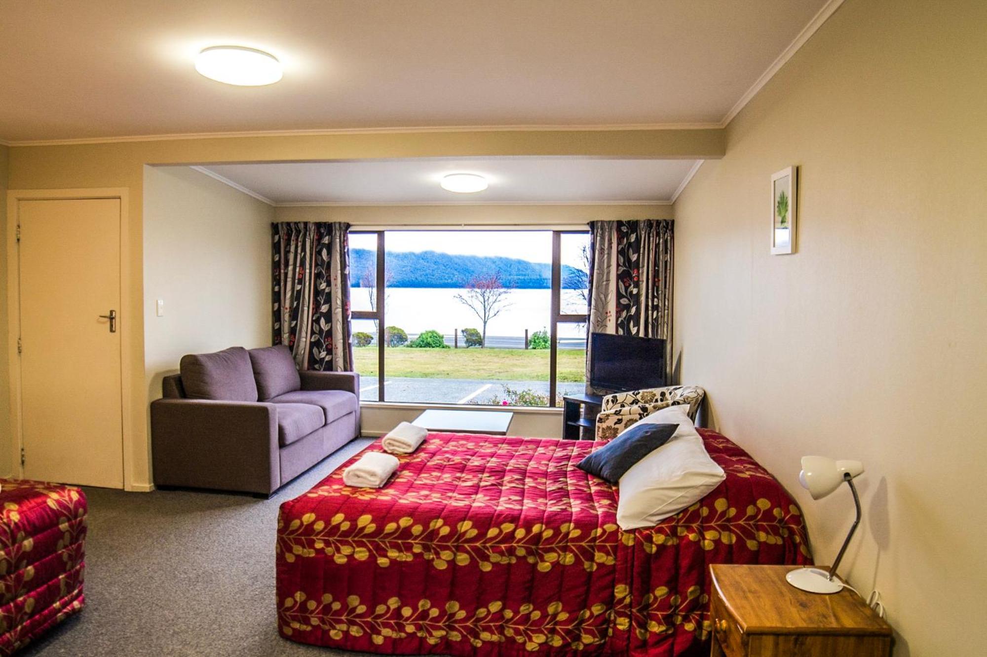 Te Anau Lakeview Holiday Park & Motels Exterior foto